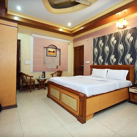 Capital O 10990 Hotel Gobind Regency Zirakpur Exteriér fotografie