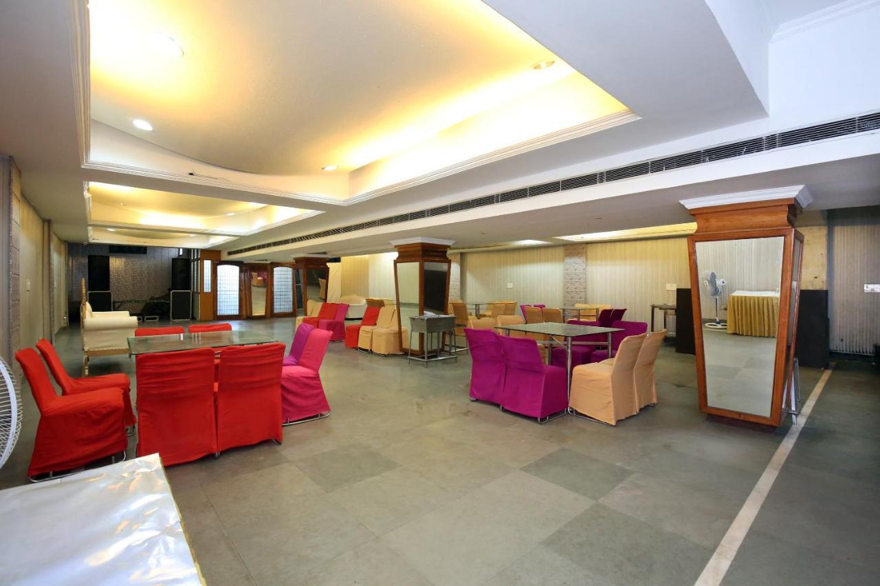 Capital O 10990 Hotel Gobind Regency Zirakpur Exteriér fotografie